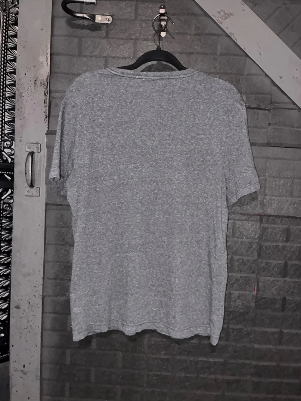 Banana Republic Men's Heather Gray Short Sleeve Crew Tee